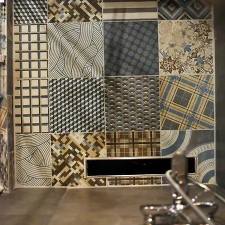 Q Luxury Апартаменты