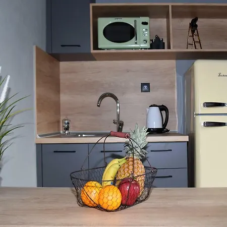 Q Luxury Апартаменты *