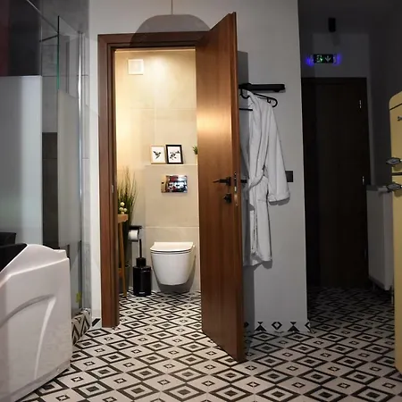 Q Luxury Апартаменты