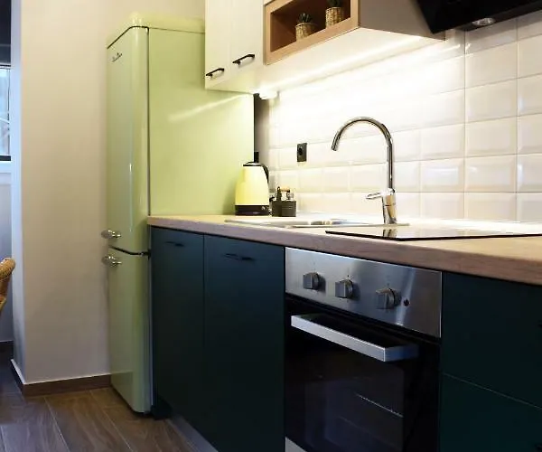 Q Luxury Apartament *