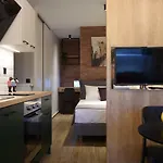 Q Luxury 테살로니키