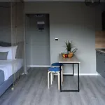 아파트 Q Luxury *