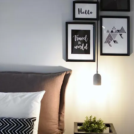 Q Luxury Apartman *