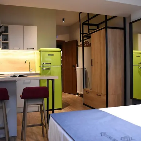 Q Luxury Apartamento *